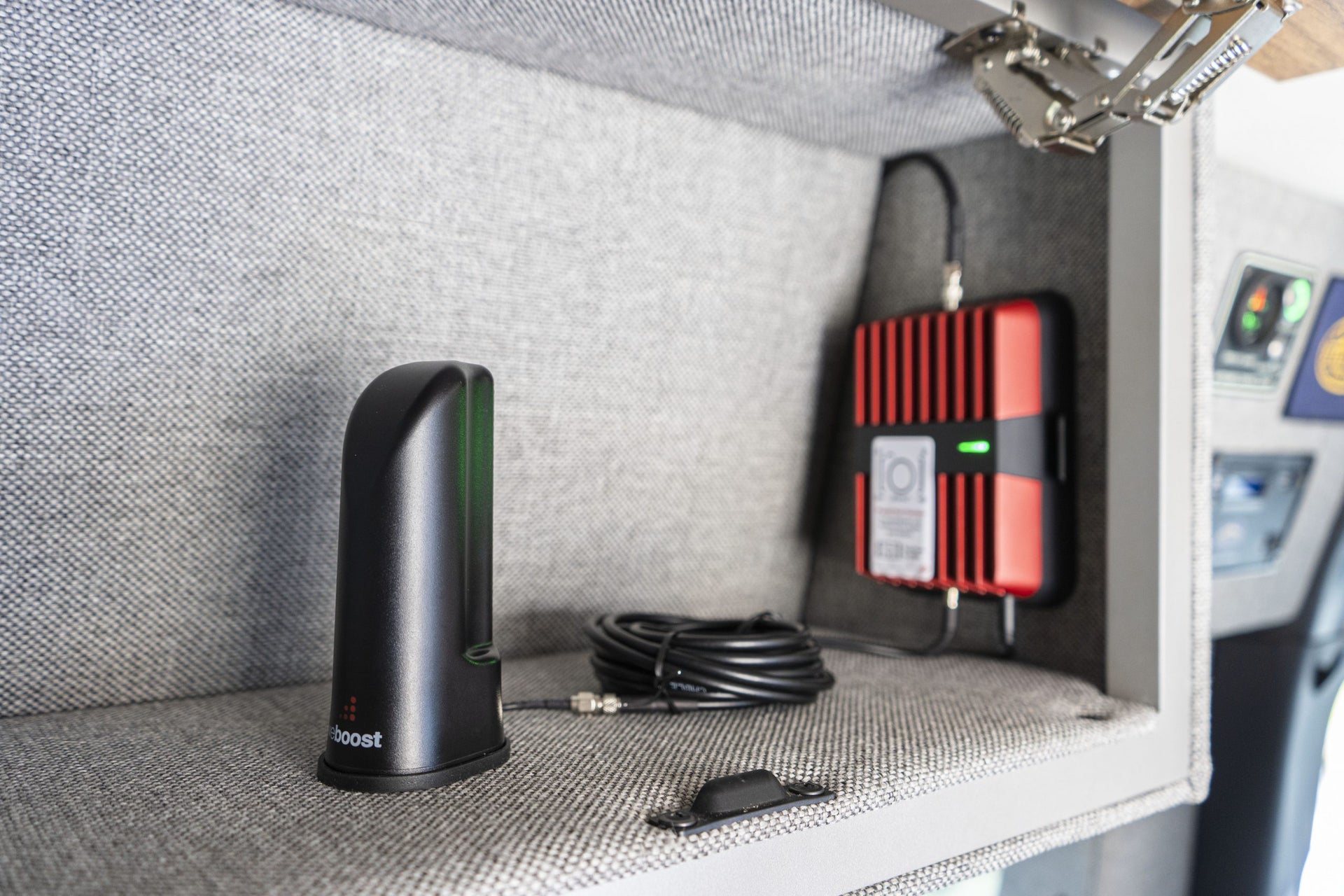 weBoost Cell Signal Booster for RVs VanUp Offroad